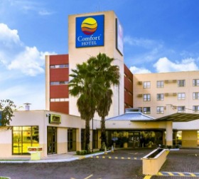 bd17fa159ec8b9bcc6b85fdfe7e7e21b