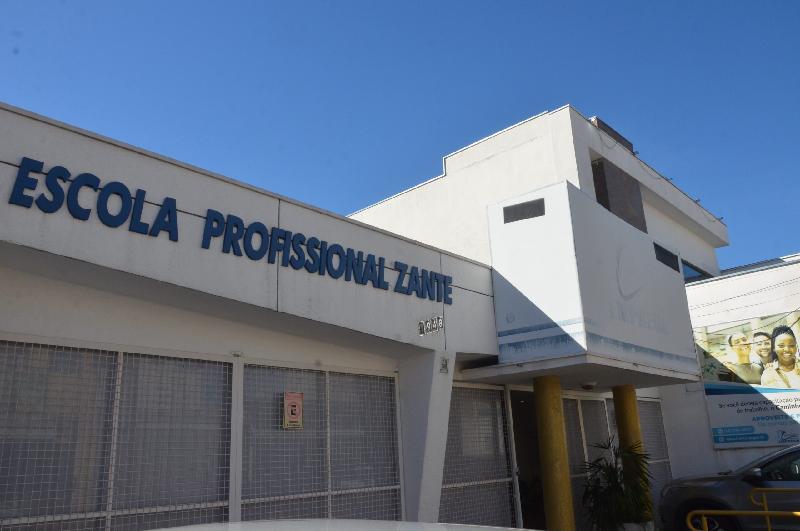 Cursos gratuitos em Franca têm mais de 140 vagas abertas em beleza e gastronomia