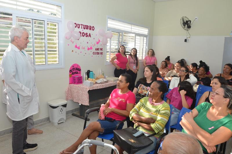 UBS City Petrópolis realiza ação “Sorriso Rosa” com dicas de cuidados bucais